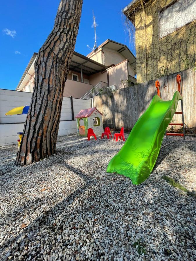 Hotel Milton Marina di Pietrasanta Eksteriør bilde